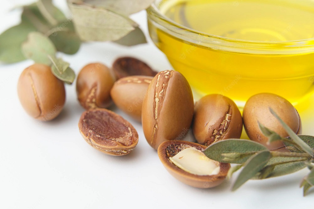 خواص روغن آرگان و مهمترین فایده های مصرف آن
