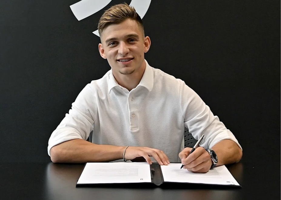 افتخارات و جام های فرانسیسکو کونسیسائو- فیتنس افتخارات و جام های فرانسیسکو کونسیسائو