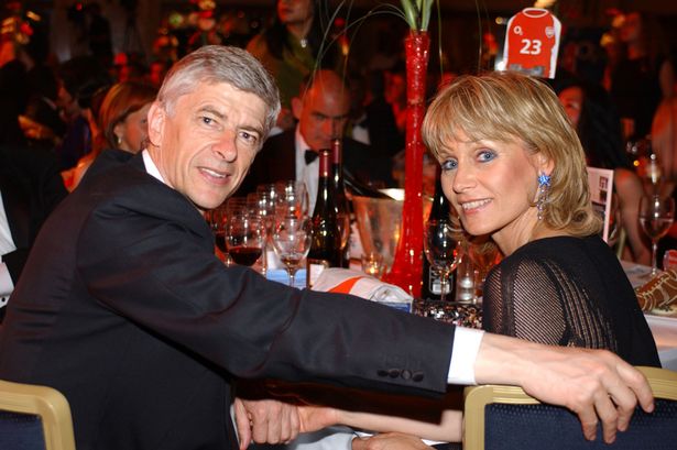 عکس آرسن ونگر و همسرش- فیتنس عکس آرسن ونگر و همسرش