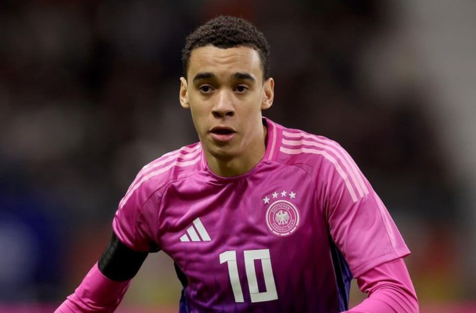 عکس جمال موسیالا فوتبالیست