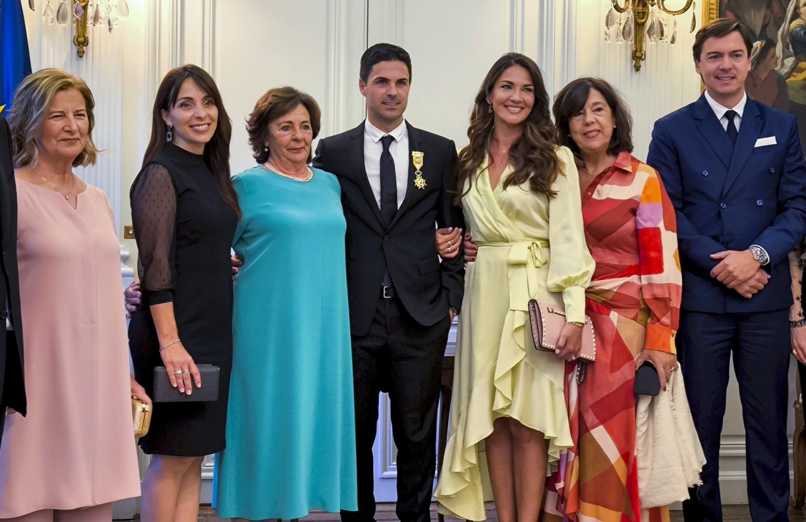 عکس خانوادگی میکل آرتتا