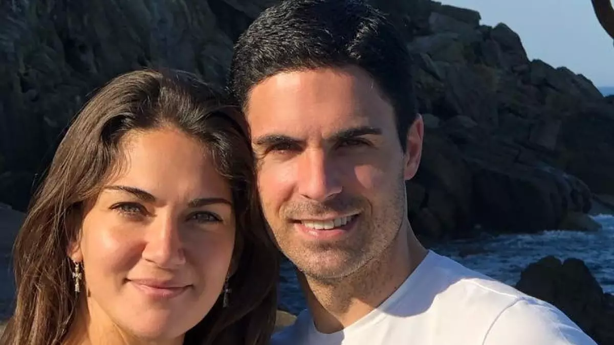 عکس زن میکل آرتتا