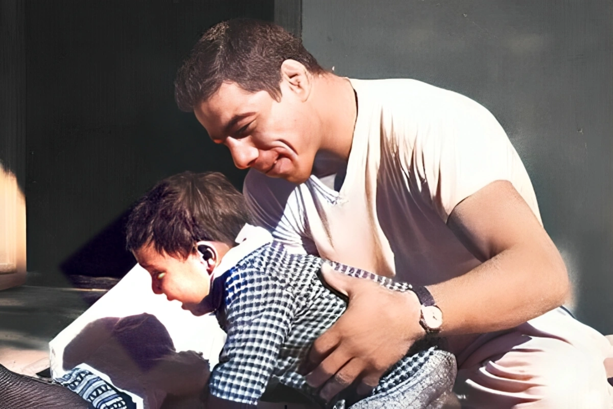 عکس غلامرضا تختی و فرزندانش