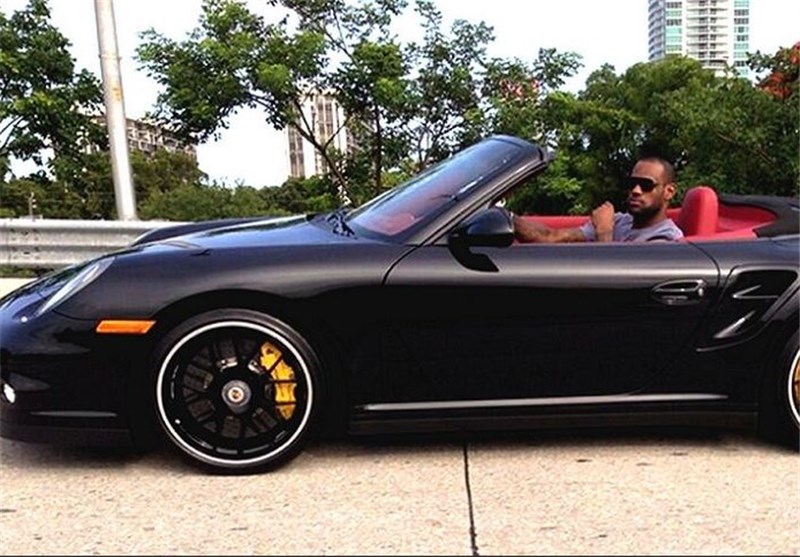 عکس ماشین های لبرون جیمز- فیتنس عکس ماشین های لبرون جیمز