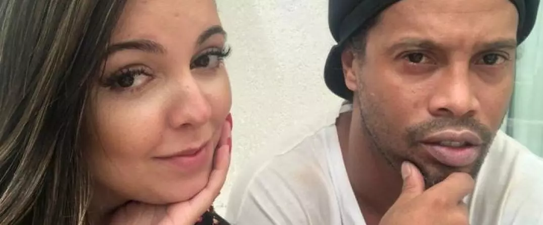 عکس همسر رونالدینیو