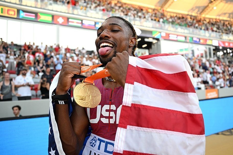 یوسین بولت قهرمانی جهانی - فیتنس یوسین بولت قهرمانی جهانی