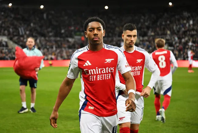 عکس های مایلز لویس اسکلی