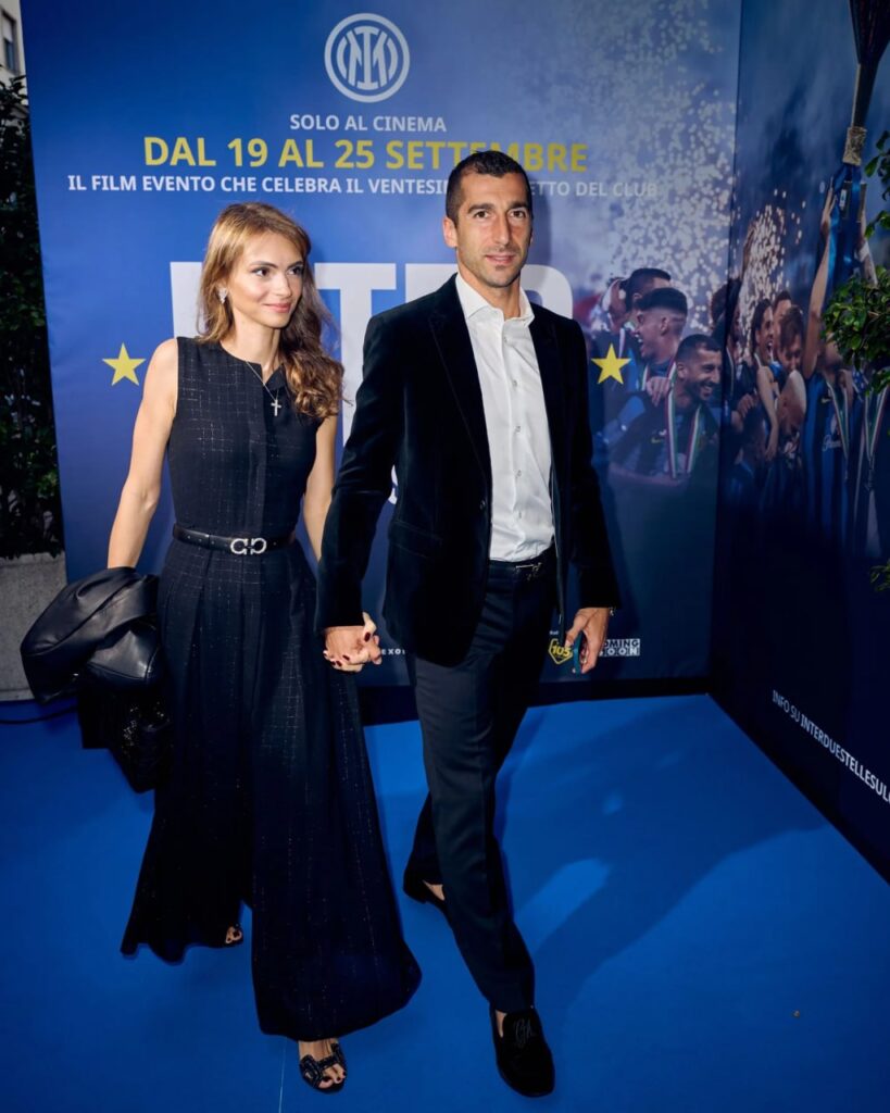 عکس هنریک مخیتاریان و همسرش