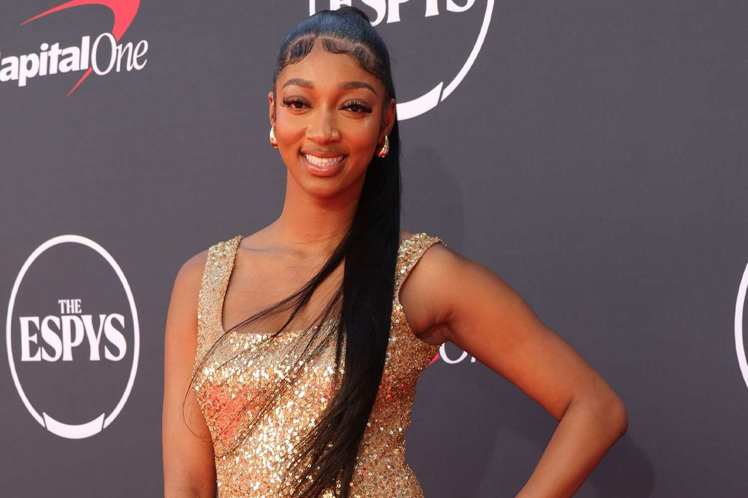 عکس آنجل ریس - فیتنس عکس آنجل ریس