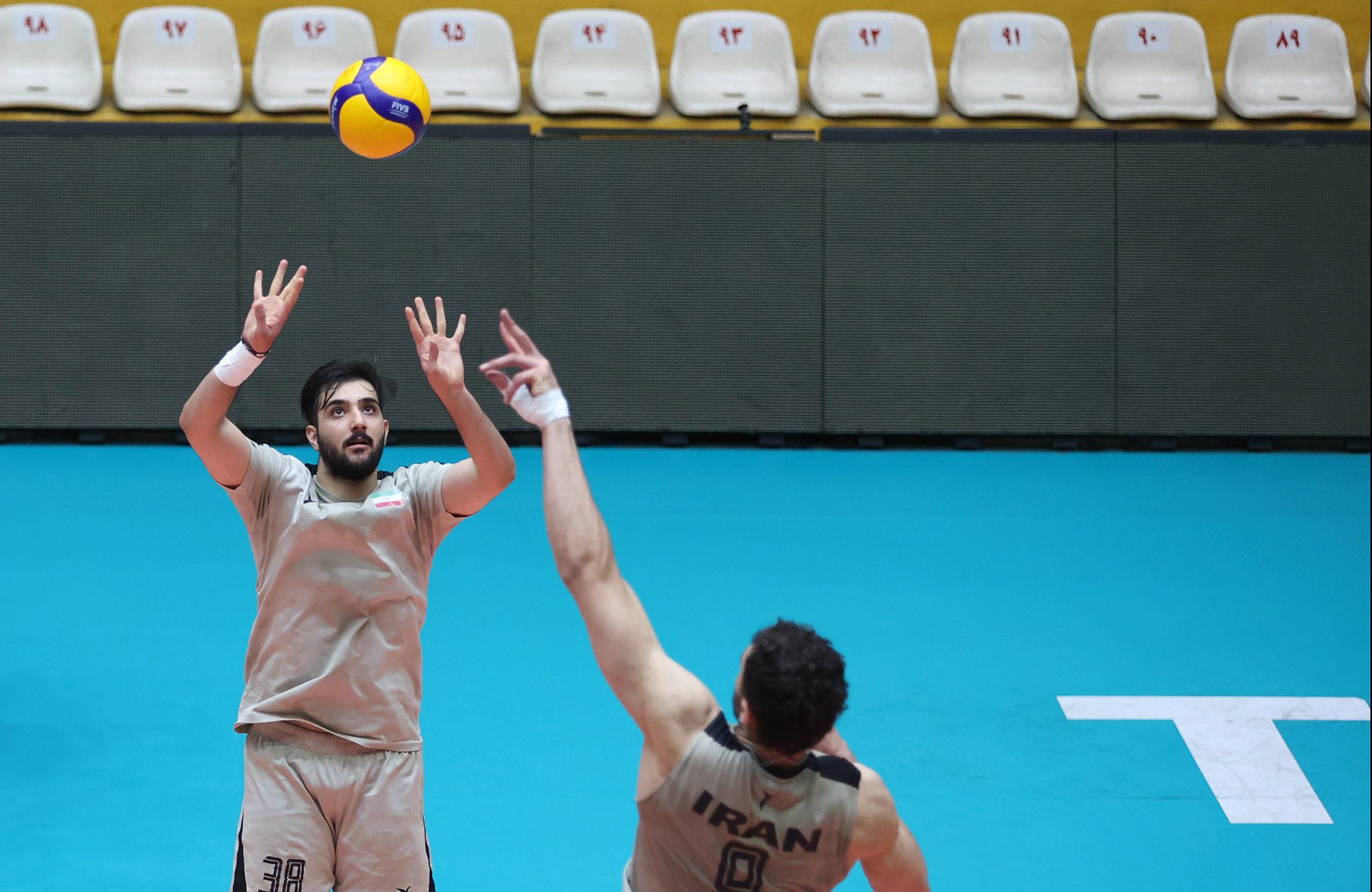 عکس عرشیا به نژاد والیبالیست - فیتنس عکس عرشیا به نژاد والیبالیست