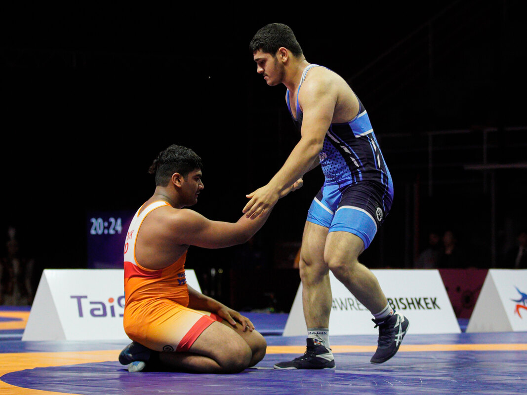 عکس محمدرضا لطفی کشتی گیر - فیتنس عکس محمدرضا لطفی کشتی گیر