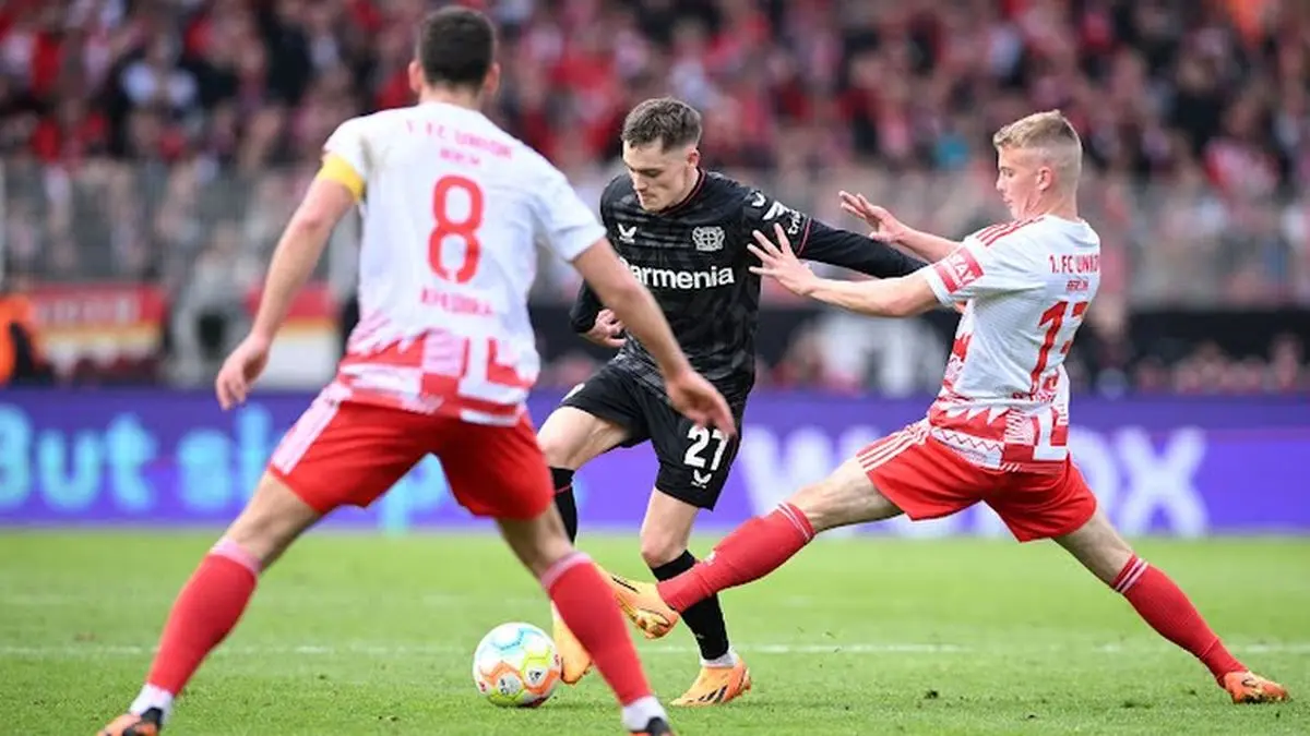 فلوریان ویرتز مقابل دورتموند - فیتنس فلوریان ویرتز مقابل دورتموند