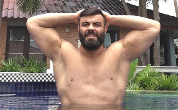 والپیپر امیر علی اکبری