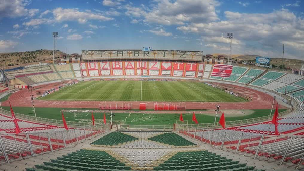 چمن جدید ورزشگاه یادگار امام تبریز